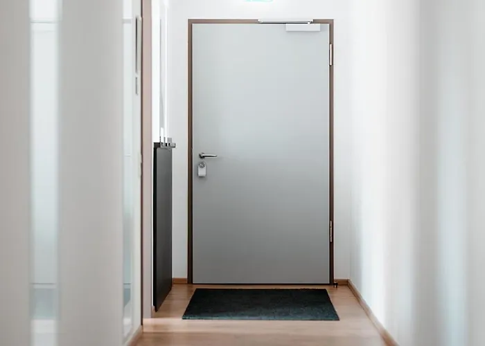 Shared-livework 홈스테이