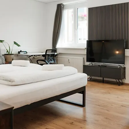 Shared-livework Séjour chez l'habitant *